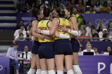 Selção Brasileira de vôlei estreia nesta quarta na VNL