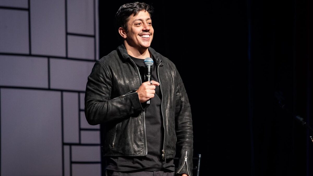 Renato Albani traz turnê ‘Novo Show’ para Goiás