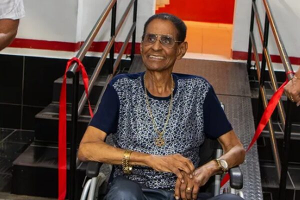 Morre aos 88 anos Bira Presidente, fundador do Fundo de Quintal e do Cacique de Ramos