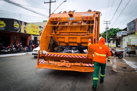 Projeto que revogaria taxa do lixo em Goiânia é arquivado na Câmara A taxa ainda não começou a ser aplicada, mas já gerou debates