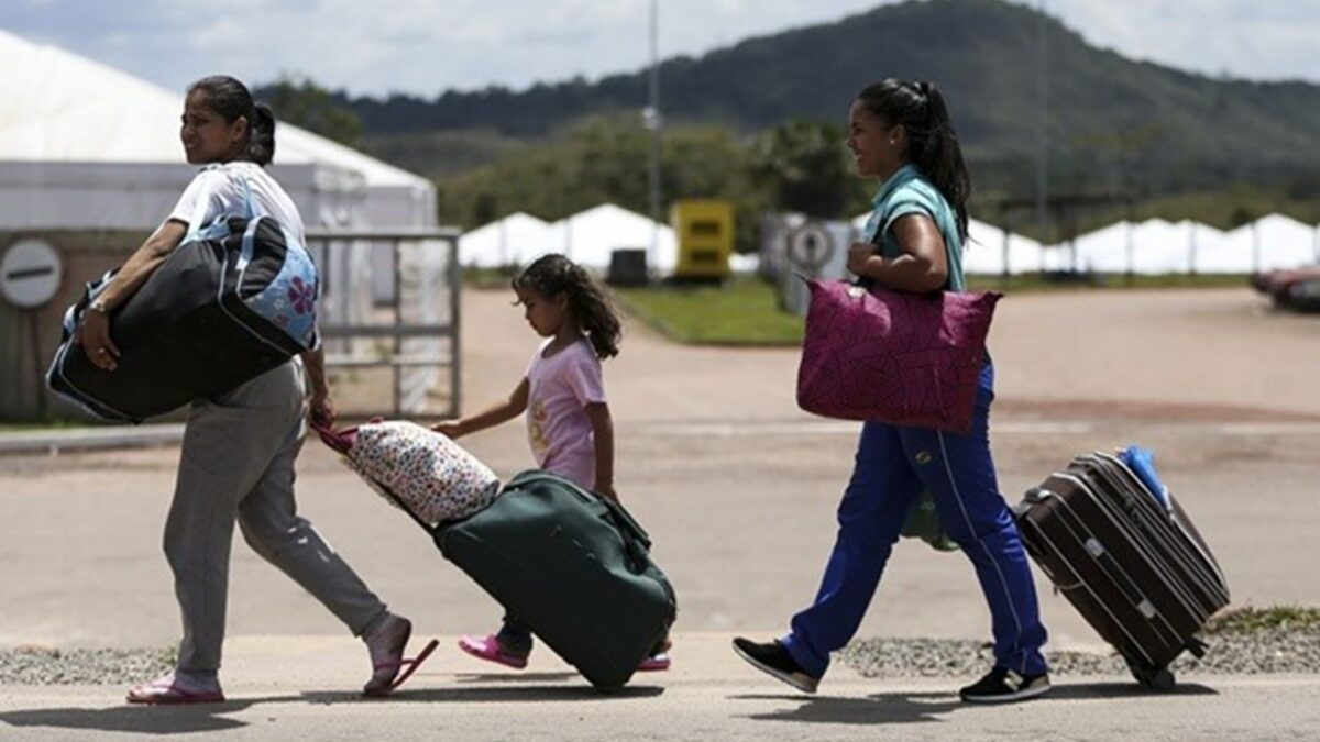Imigrantes estrangeiros representam 0,3% da população da capital Veja quantos imigrantes estrangeiros vivem em Goiânia, segundo o Censo