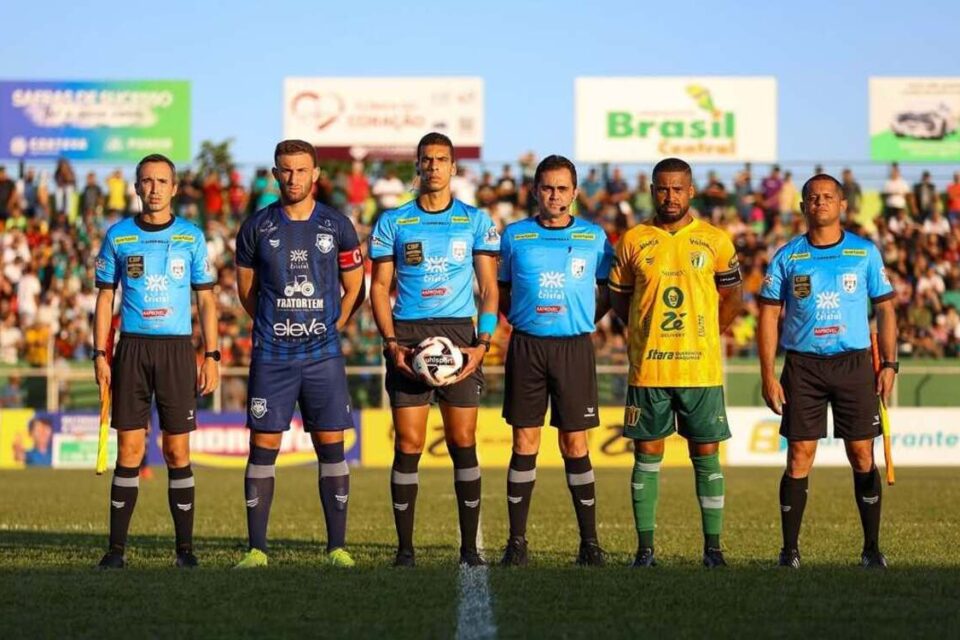 Jogo entre Rio Verde e Grêmio Anápolis na Divisão de Acesso