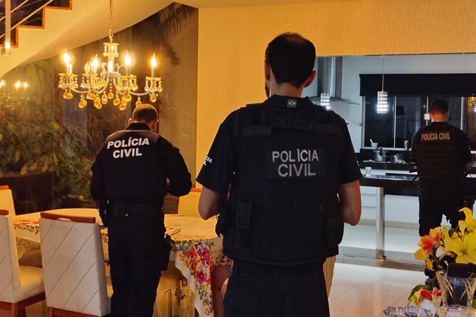 PC investiga transportadoras que emitiram R$ 45 milhões em notas falsas para sonegar imposto