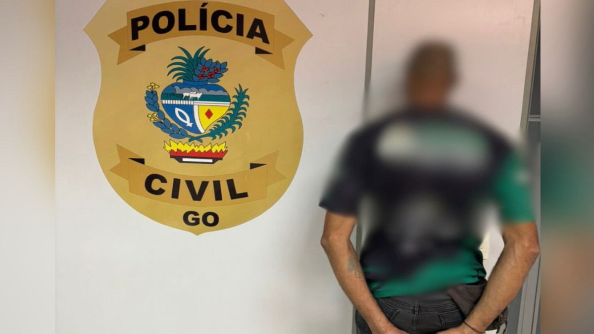 Homem preso por abuso (Foto: Divulgação/PCGO)