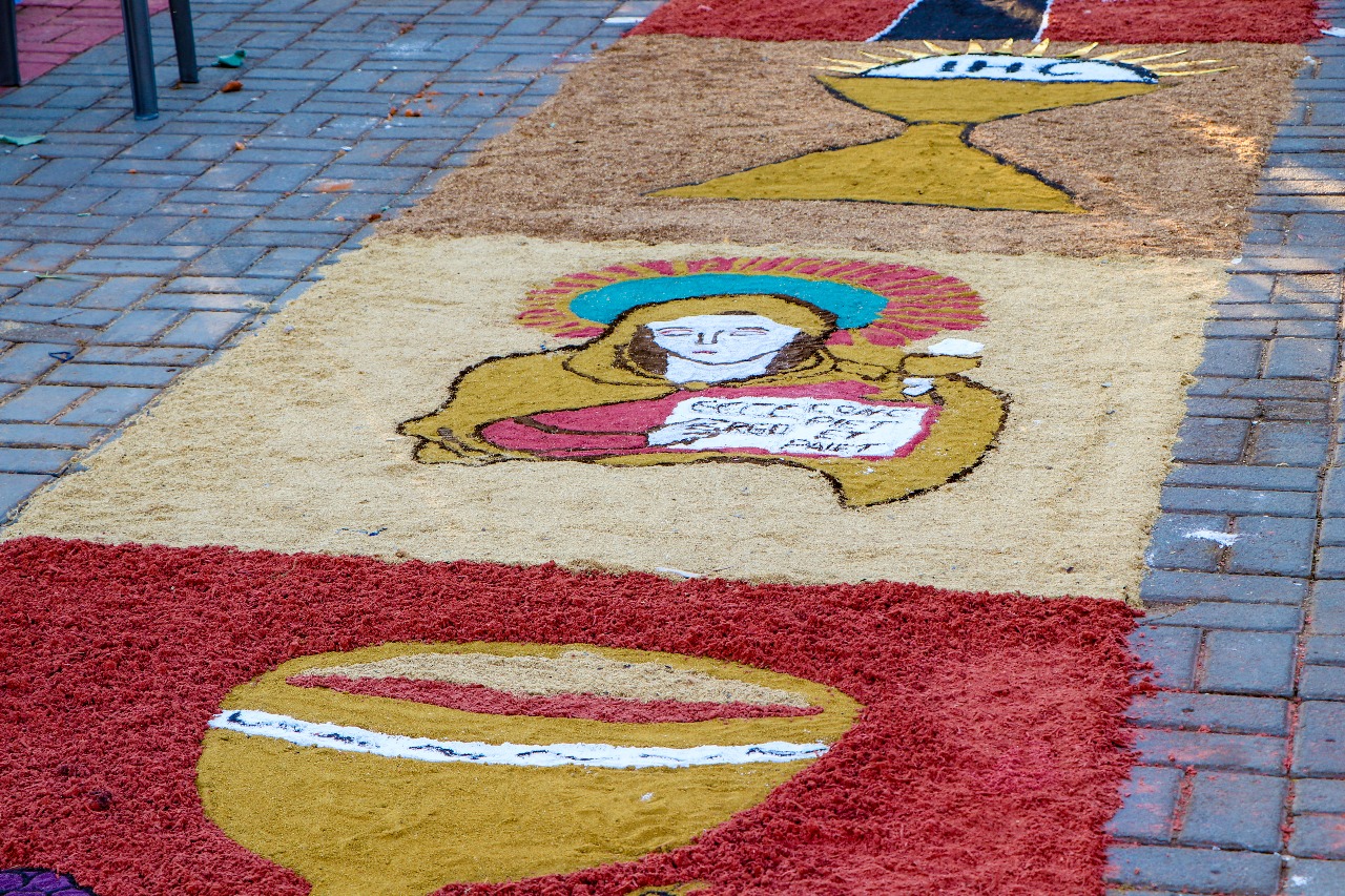 Tapetes de Corpus Christi feitos em Senador Canedo, no feriado de 2024 (Foto: prefeitura de Senador Canedo)