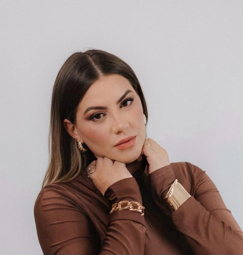 Esthefany Araújo - Jornalista