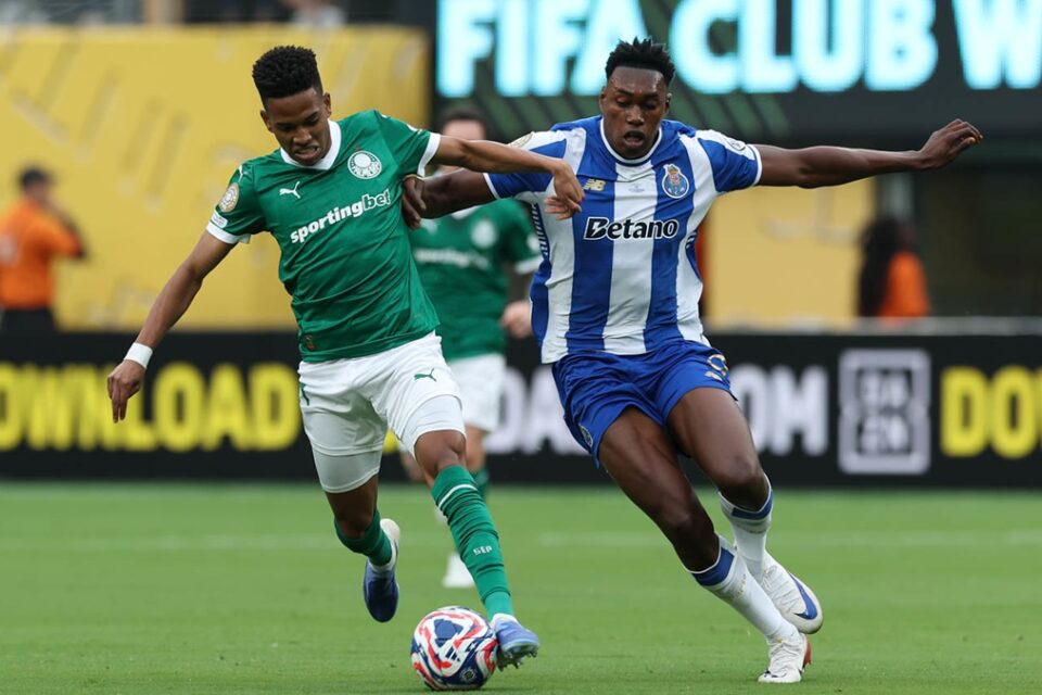 Jogo entre Palmeiras e Porto no Mundial de Clubes da Fifa