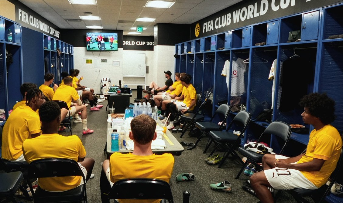 Jogadores do Borussia Dortmund no vestiário