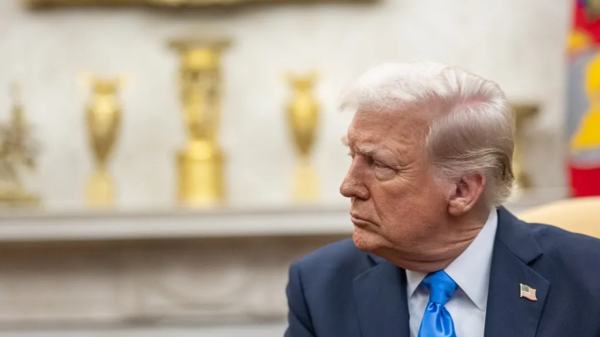 Dólar cai ao menor patamar do ano, a R$ 5,58, após conversa entre Trump e Xi