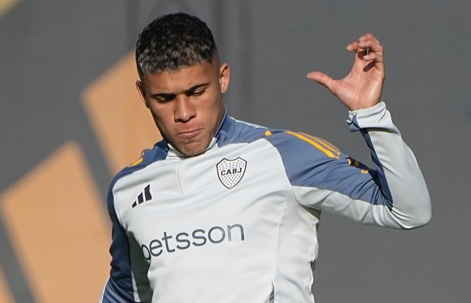 Ayrton Costa, zagueiro do Boca Juniors