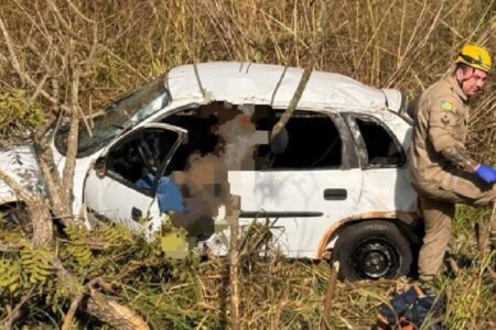 Mulher morre e três idosos ficam feridos em acidente na GO-210