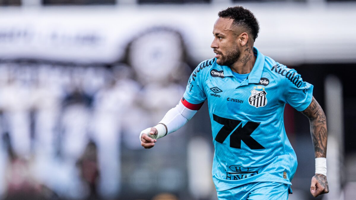 Neymar em jogo pelo Santos
