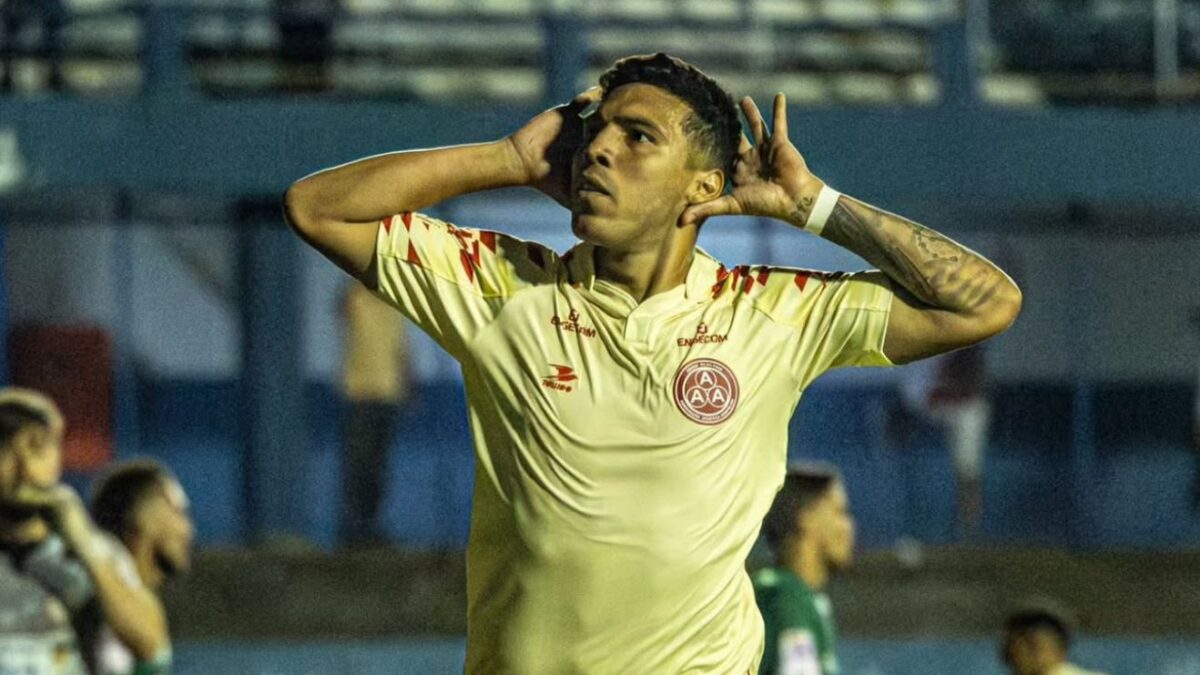 Anapolina vence e assume a liderança da Divisão de acesso