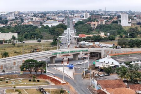Viaduto Portal da Fé, na entrada de Trindade (Foto: Silvano Vital/Goinfra)