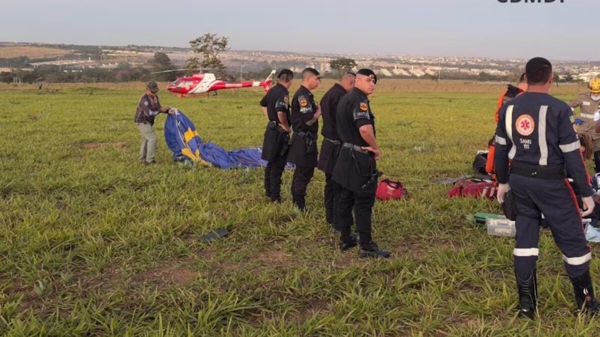 Vítima da queda de parapente teve diversas fraturas causadas pela queda (Foto: CBMDF)