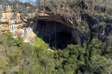 Caverna símbolo do Parque Terra Ronca passa a ser propriedade do Estado de Goiás