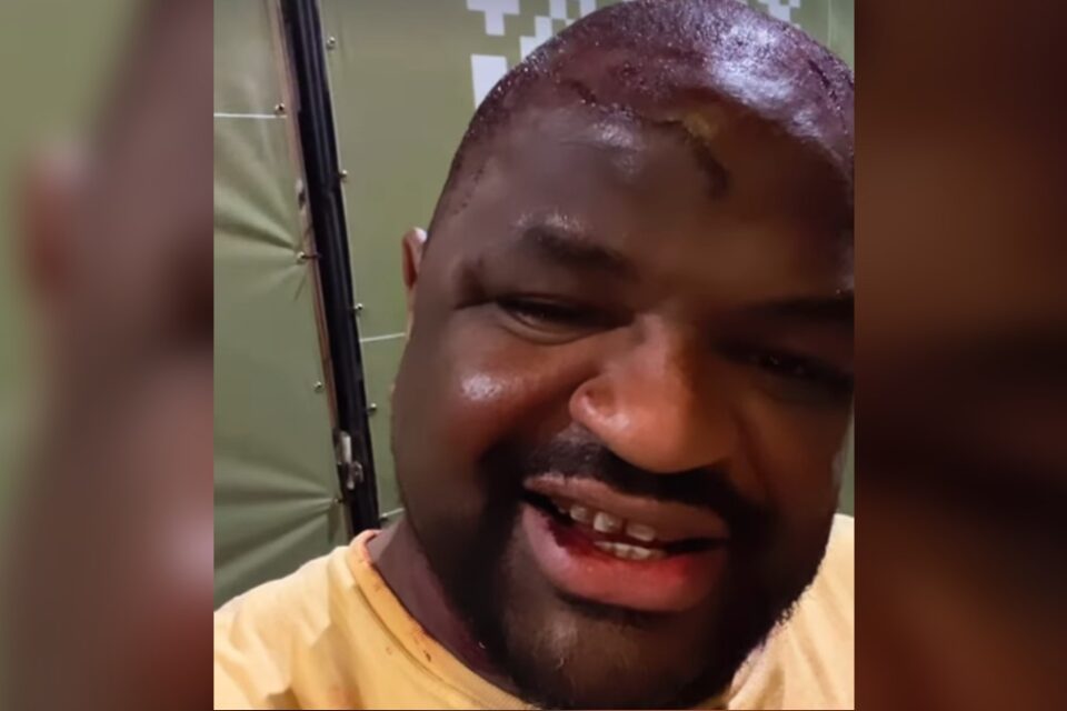 Homem denuncia agressão por funcionários de bar do setor Marista, em Goiânia