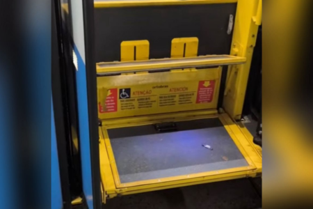 Mãe reclama de problemas no transporte coletivo de Goiânia (Foto: Reprodução)