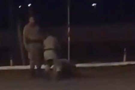 Morador de rua é agredido por policiais após pedir comida em lanchonete de Formosa