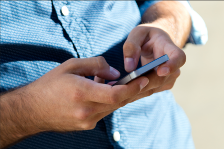 Criminoso divulgava golpe no Facebook (Foto: Freepik)