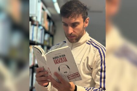 Leo Lins é condenado por falas preconceituosas a 8 anos de prisão