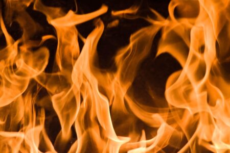 Ré é absolvida por matar cliente que não pagou programa, mas condenada por destruir corpo