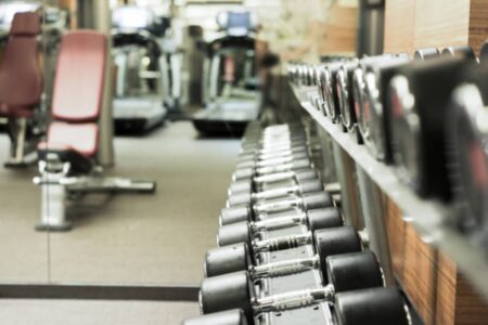 Funcionária de academia é presa por furtar clientes em Rio Verde