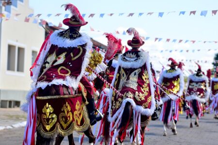 Festa do Divino: Pirenópolis inicia Cavalhadas