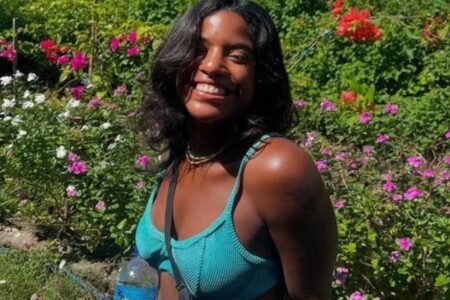 Operação de resgate de brasileira que caiu em vulcão na Indonésia é retomada Juliana Marins fazia trilha no Monte Rinjani quando caiu