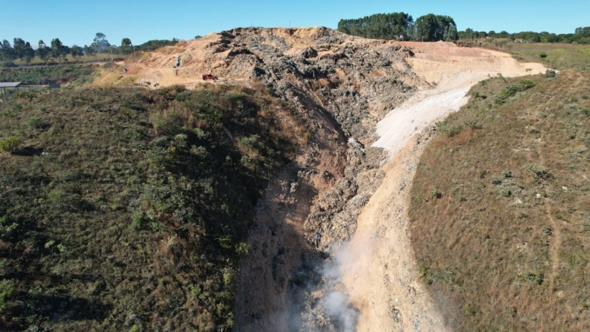 Lixão da empresa Ouro Verde, em Padre Bernardo (Foto: Divulgação)