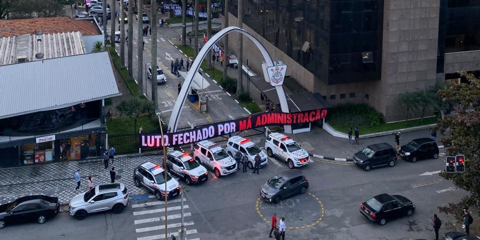 Sede do Corinthians, invadida nesta terça-feira (03/06)
