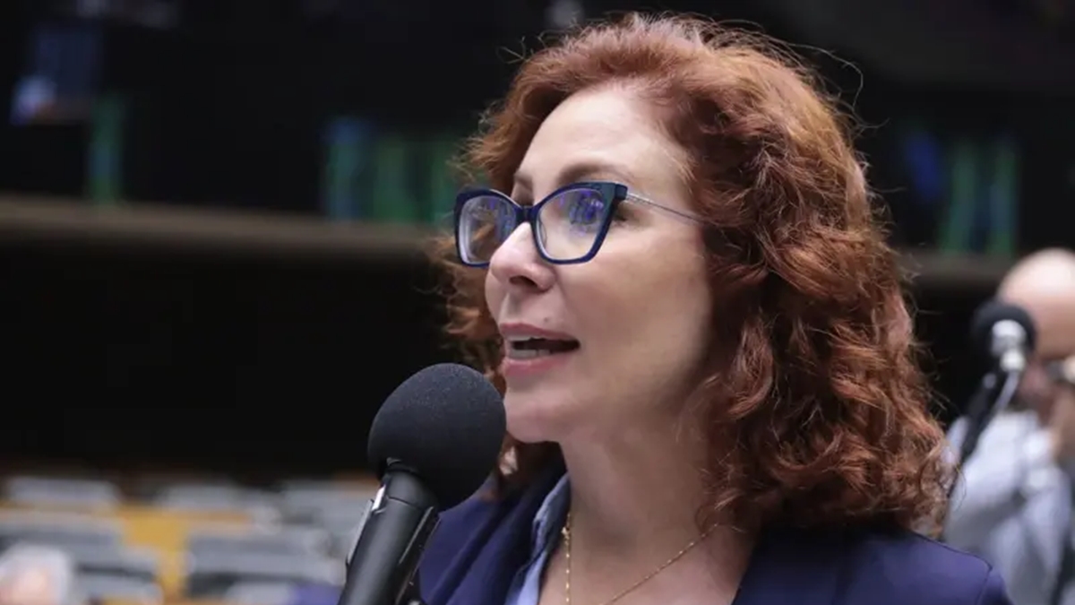 Não há operação para prender Zambelli na Itália, diz embaixador