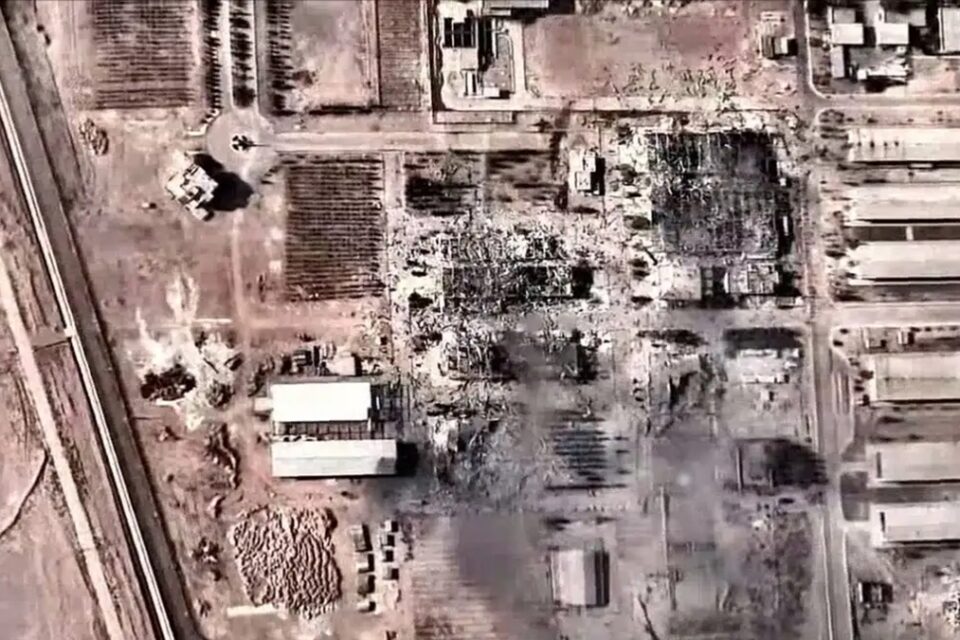 Inteligência dos EUA aponta que ataques não destruíram programa nuclear do Irã, diz jornal