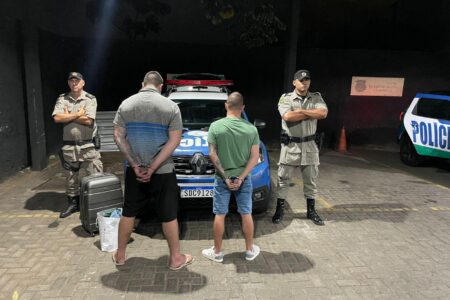 Imagem dos homens presos