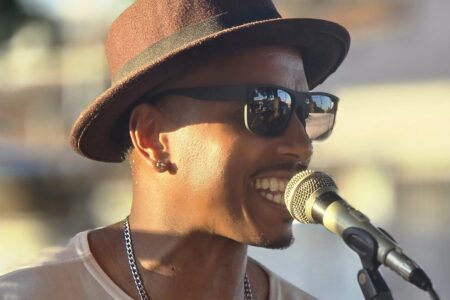 Projeto 'Samba em Goiânia' recebe show gratuito de Tonny Vox