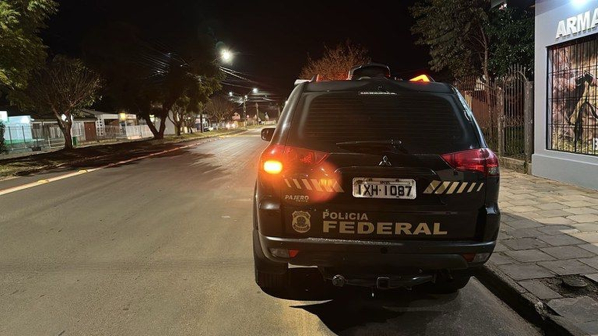 Polícias investigam empresas de fachada que comercializam armas de fogo de forma ilegal