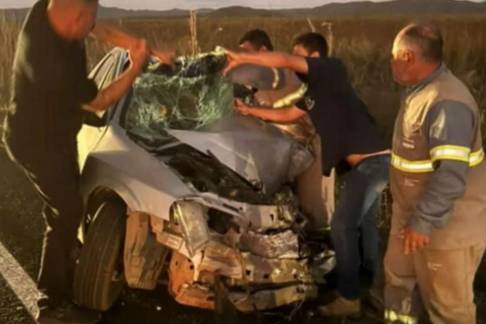 Motorista envolvido em acidente entre carro e ônibus na GO-237 morre após nove dias internado