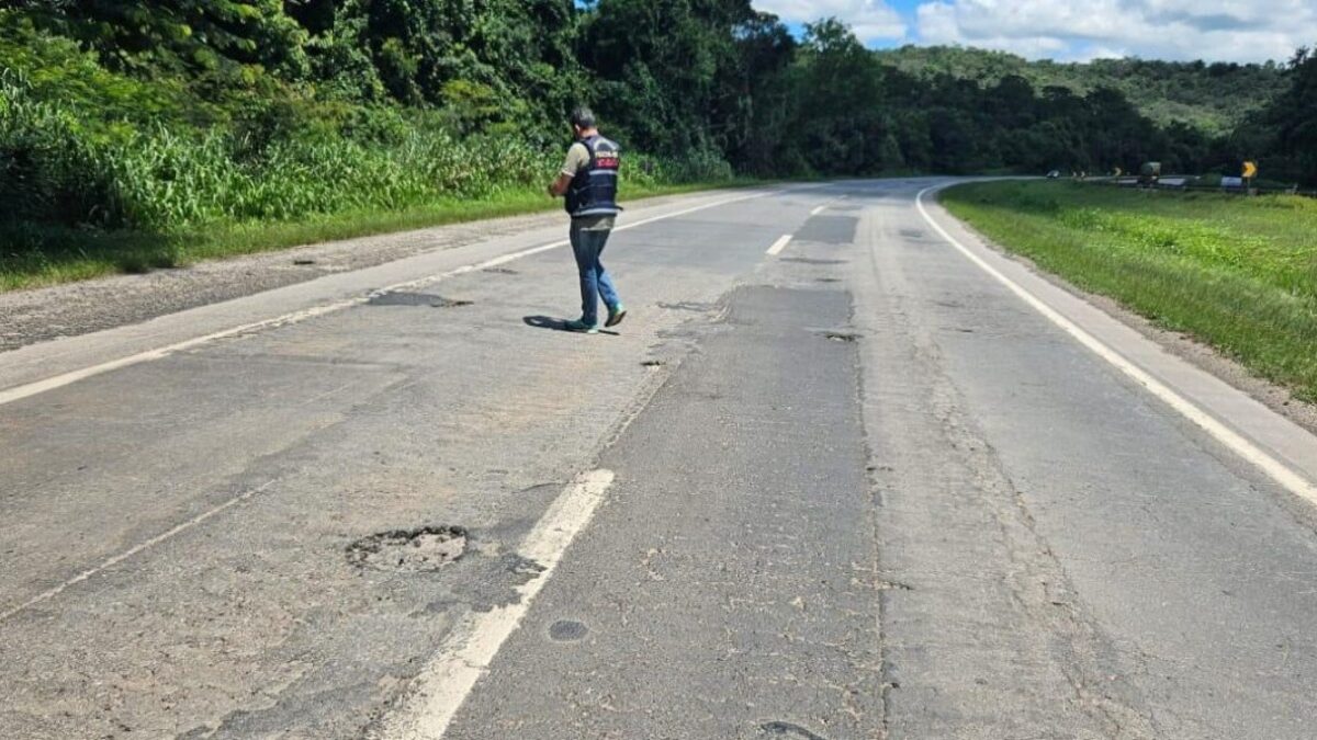 A imagem mostra a situação da pista