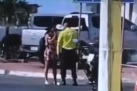 Agente de trânsito é filmado dando socos no rosto de mulher em Trindade Prefeitura de Trindade determinou o imediato afastamento do agente