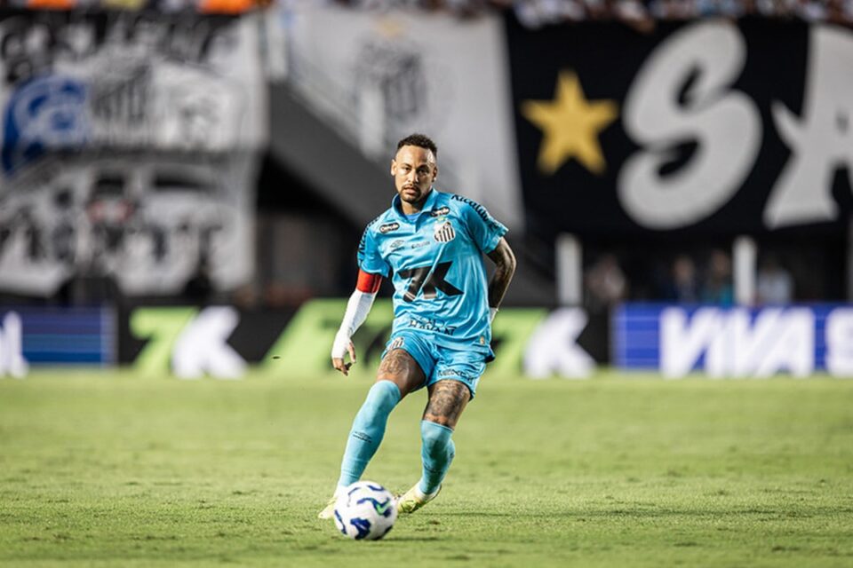 Neymar em jogo pelo Santos