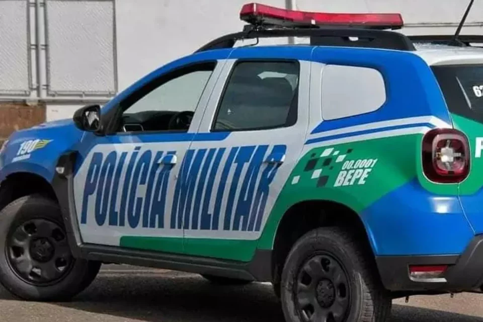 Homem é preso suspeito de ameaçar policiais e clientes em um bar de Anápolis: “Família vai chorar”