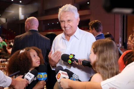 Ex-TV Anhanguera transforma crianças em repórteres mirins