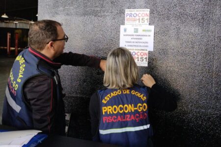 Imagem do Procon atuando