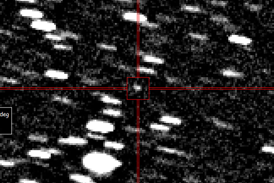 Astrônomos detectam objeto vindo de fora do Sistema Solar e revelam se ele oferece risco à Terra A11pI3Z é surpreendentemente brilhante
