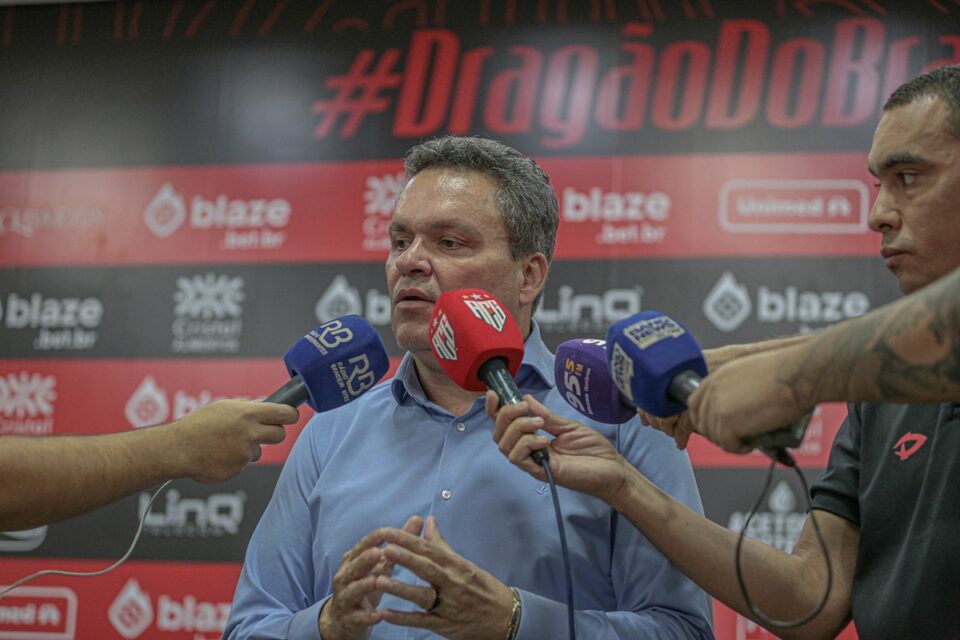 Adson Batista, presidente do Atlético Goianiense