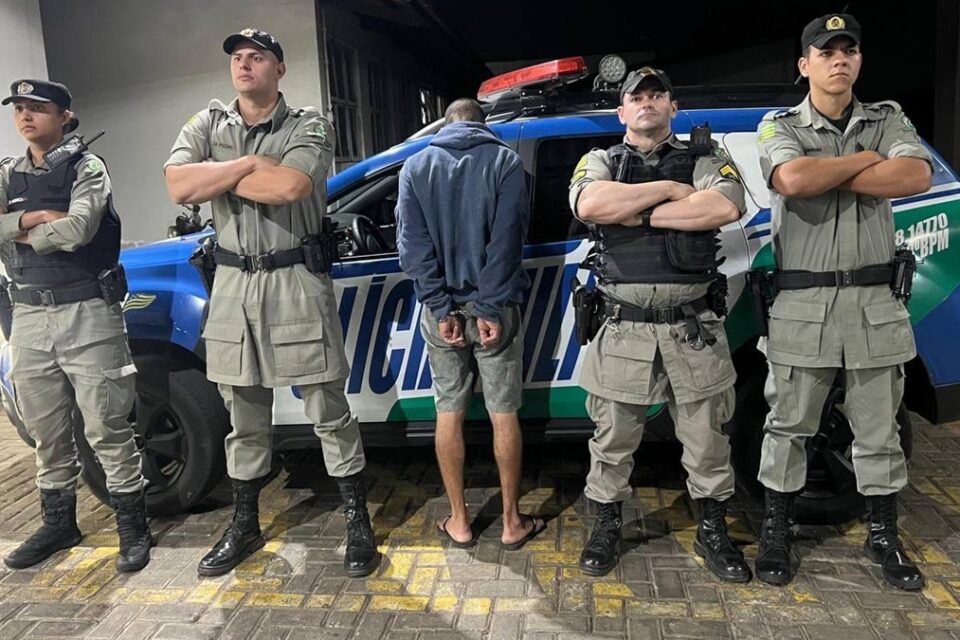Morador em situação de rua é assassinado após discussão por droga no Centro de Goiânia