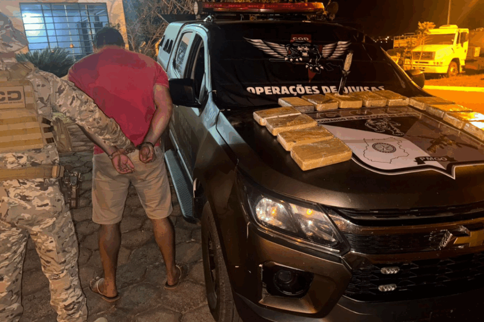 Caminhoneiro é preso suspeito de transportar cocaína avaliada em R$ 1,5 milhão no oeste de Goiás