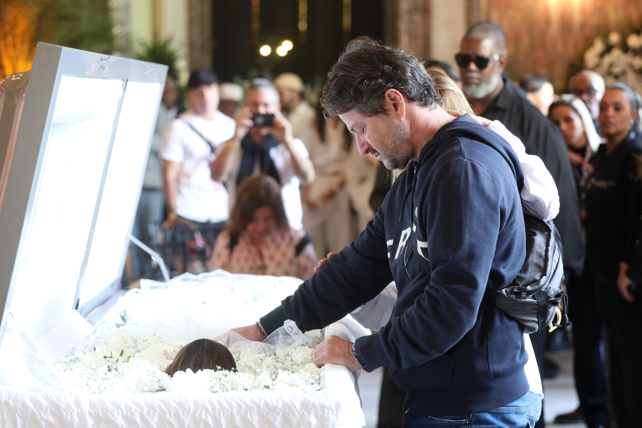 Famosos vão ao velório de Preta Gil no Theatro Municipal do Rio de Janeiro