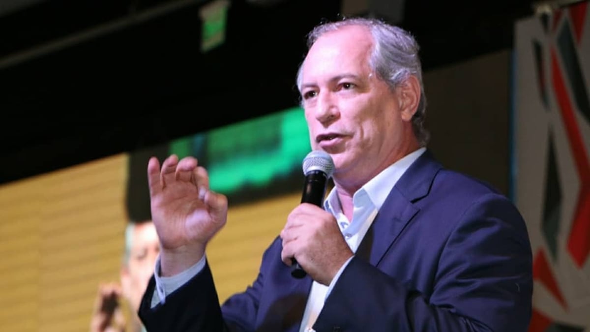 Anúncio da volta de Ciro ao PSDB pode acontecer neste mês
