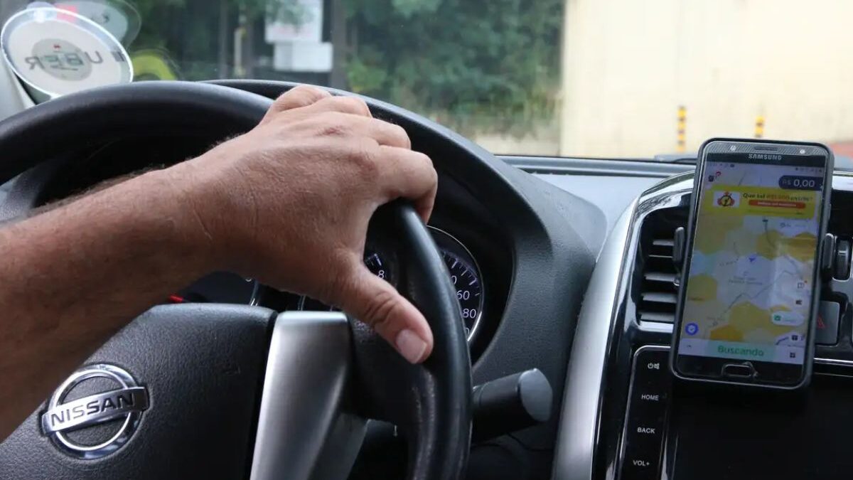 Vagas exclusivas para motoristas de app em pauta na Câmara (Foto: Agência Brasil)